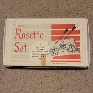Vintage Rosette Set